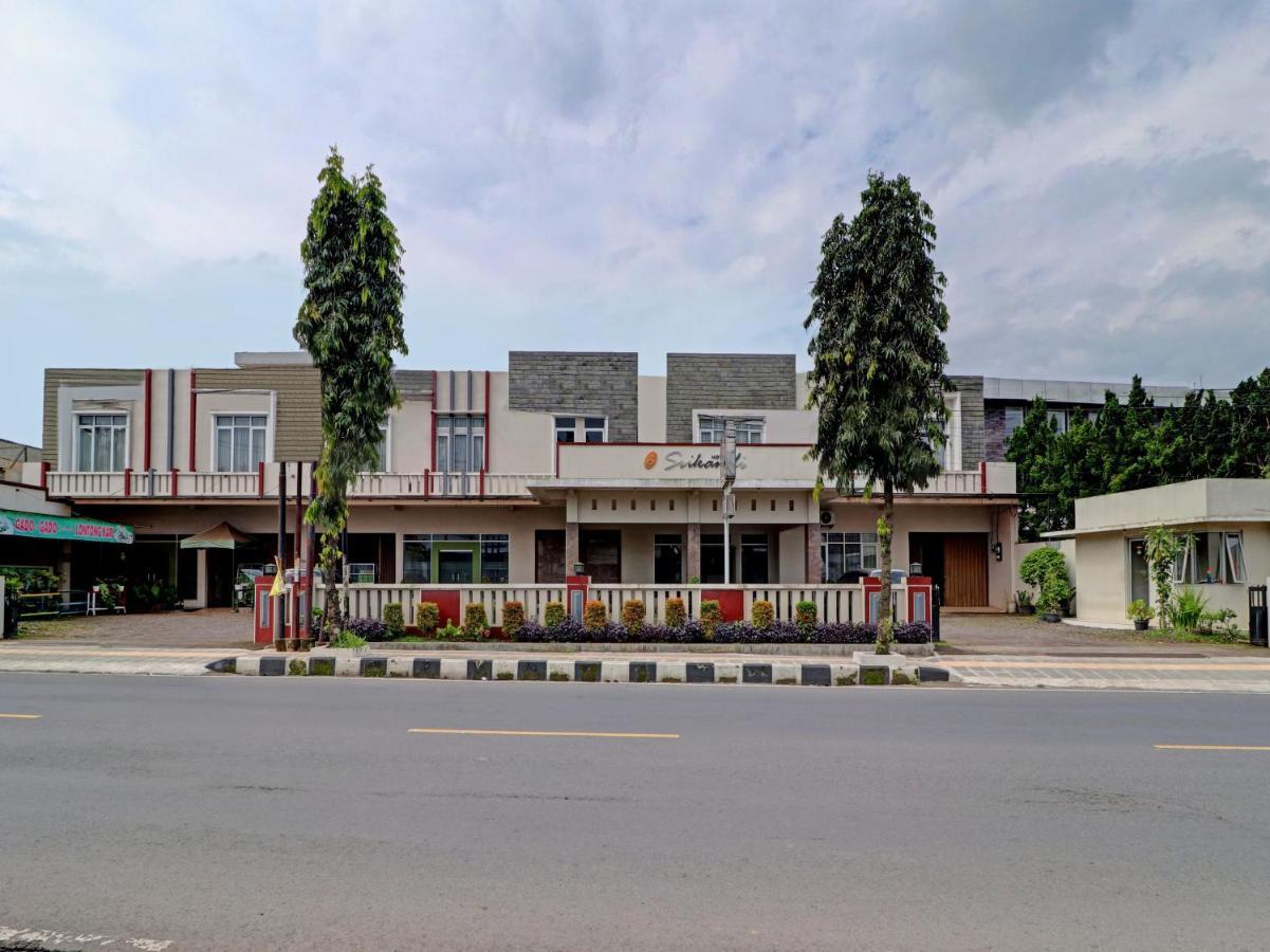 Oyo 90347 Hotel Srikandi Syariah Tasikmalaya Εξωτερικό φωτογραφία